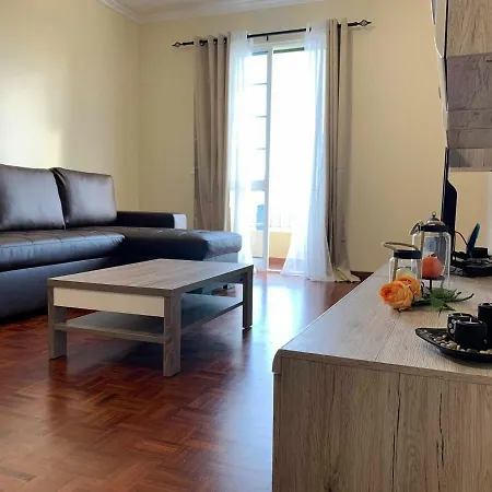 Ilha Atlantico * Caniço